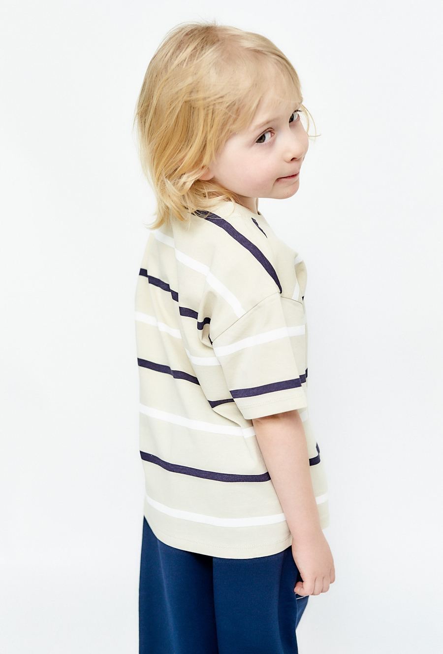 T-shirt chłopięcy w poziome paski