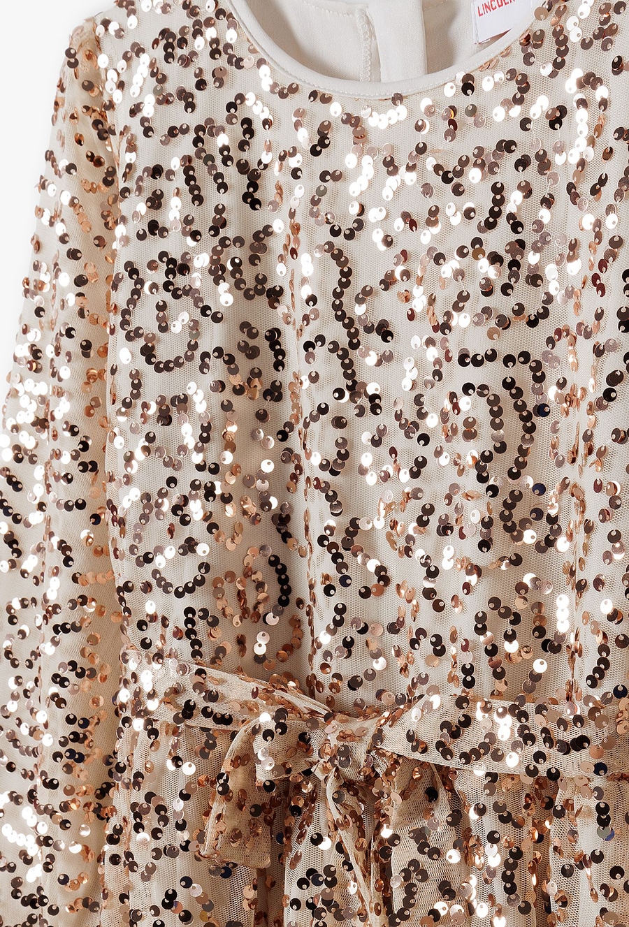 Cekinowa sukienka z długim rękawem