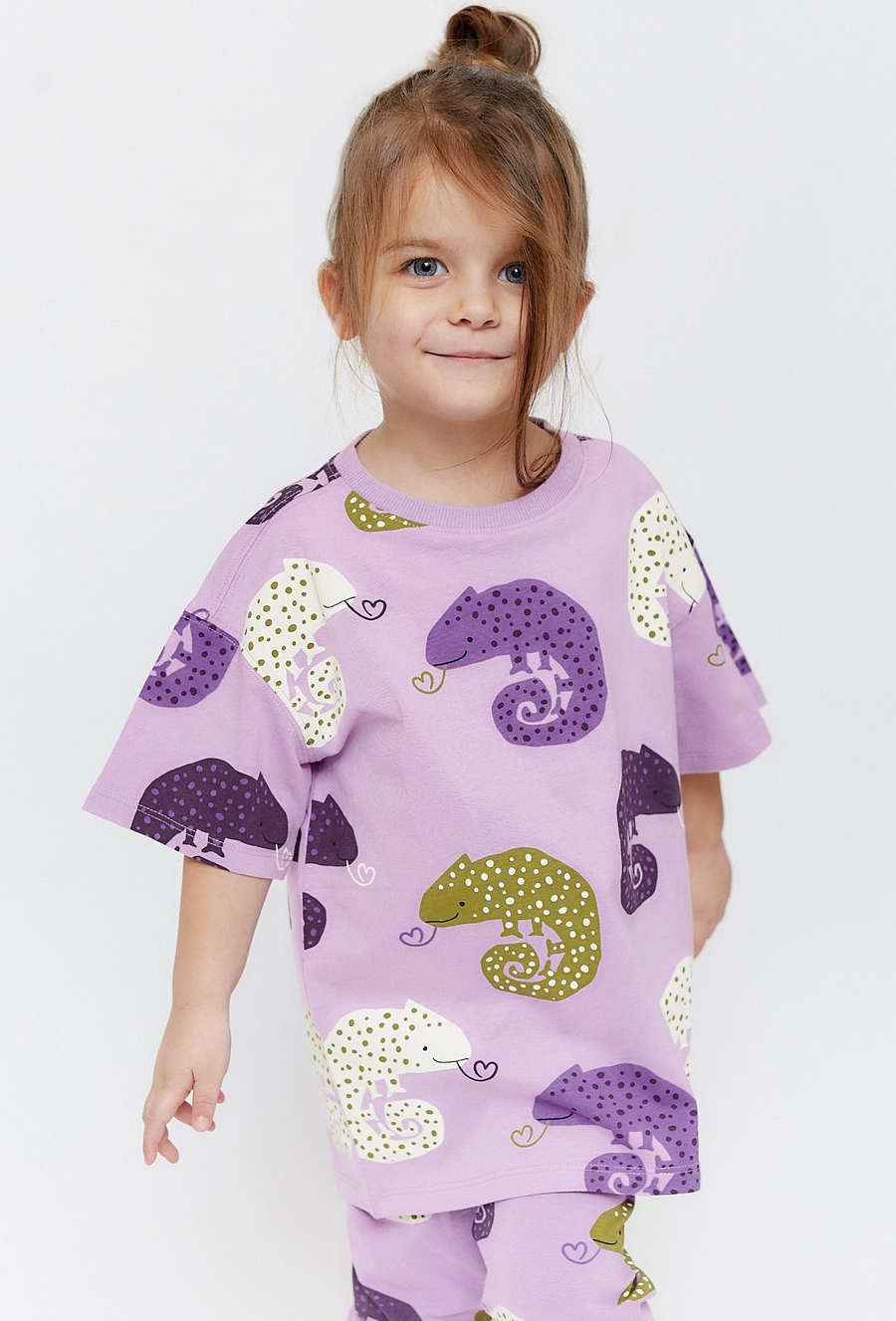 Filetowy t-shirt dziewczęcy w kameleony