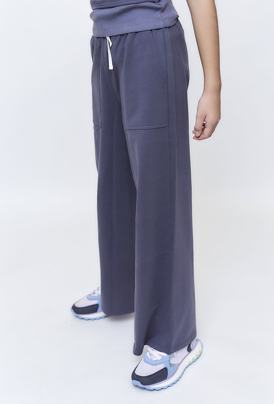 Spodnie dresowe wide leg dla dziewczynki