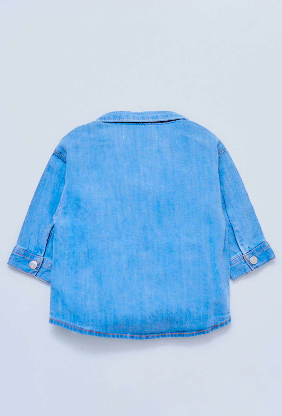 Niebieska jeansowa koszula dla niemowlaka