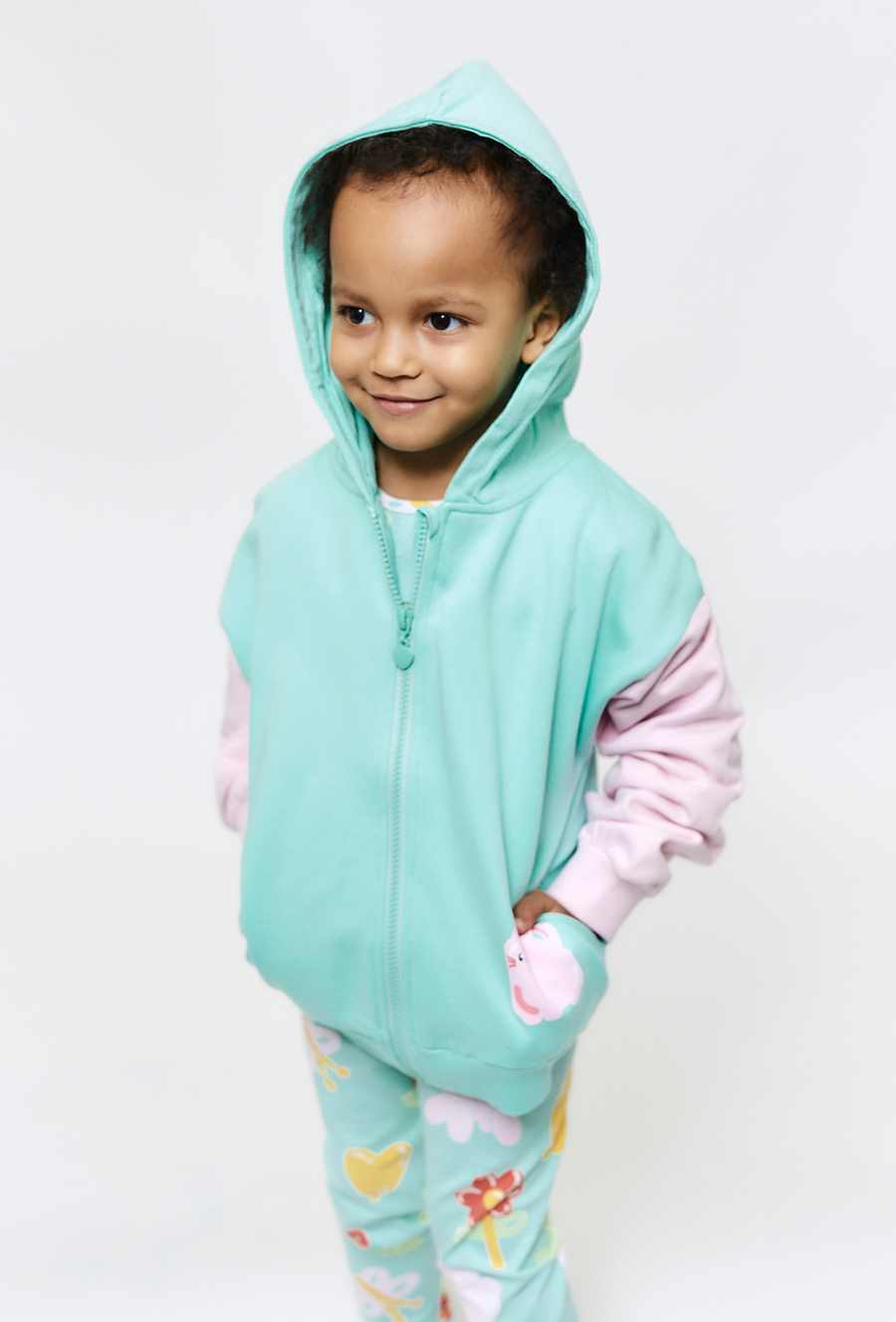 Bluza dresowa z kapturem dla dziewczynki - 510.15.