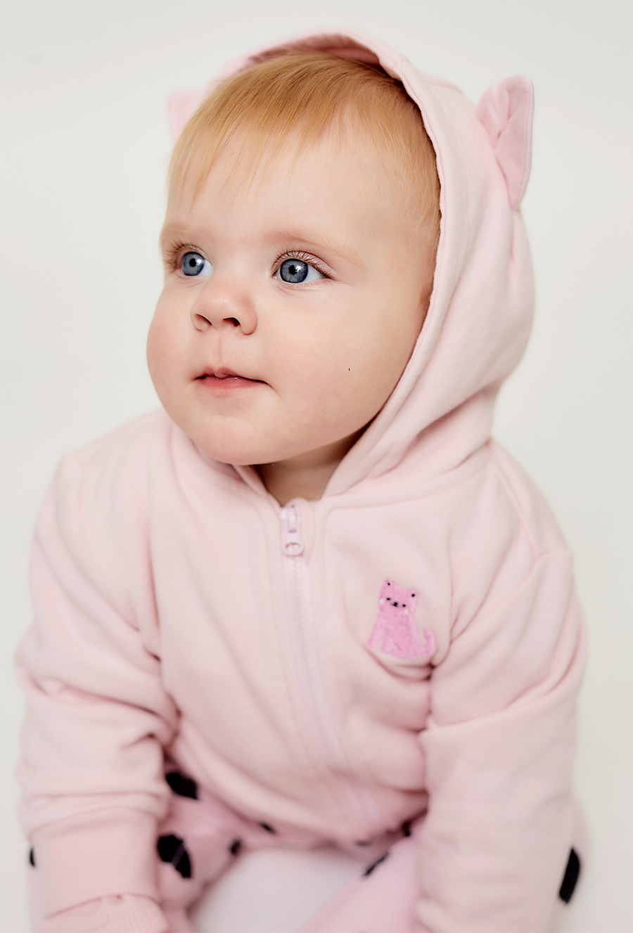 Bluza rozpinana z kapturem dla dziewczynki - 510.15.