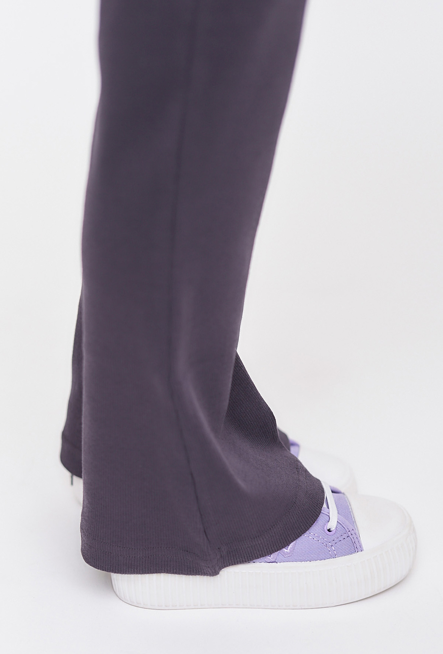 Spodnie dla dziewczynki - flare - szare - 510.15.