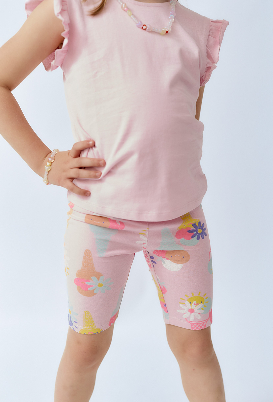 Krótkie legginsy z kolorowym nadrukiem