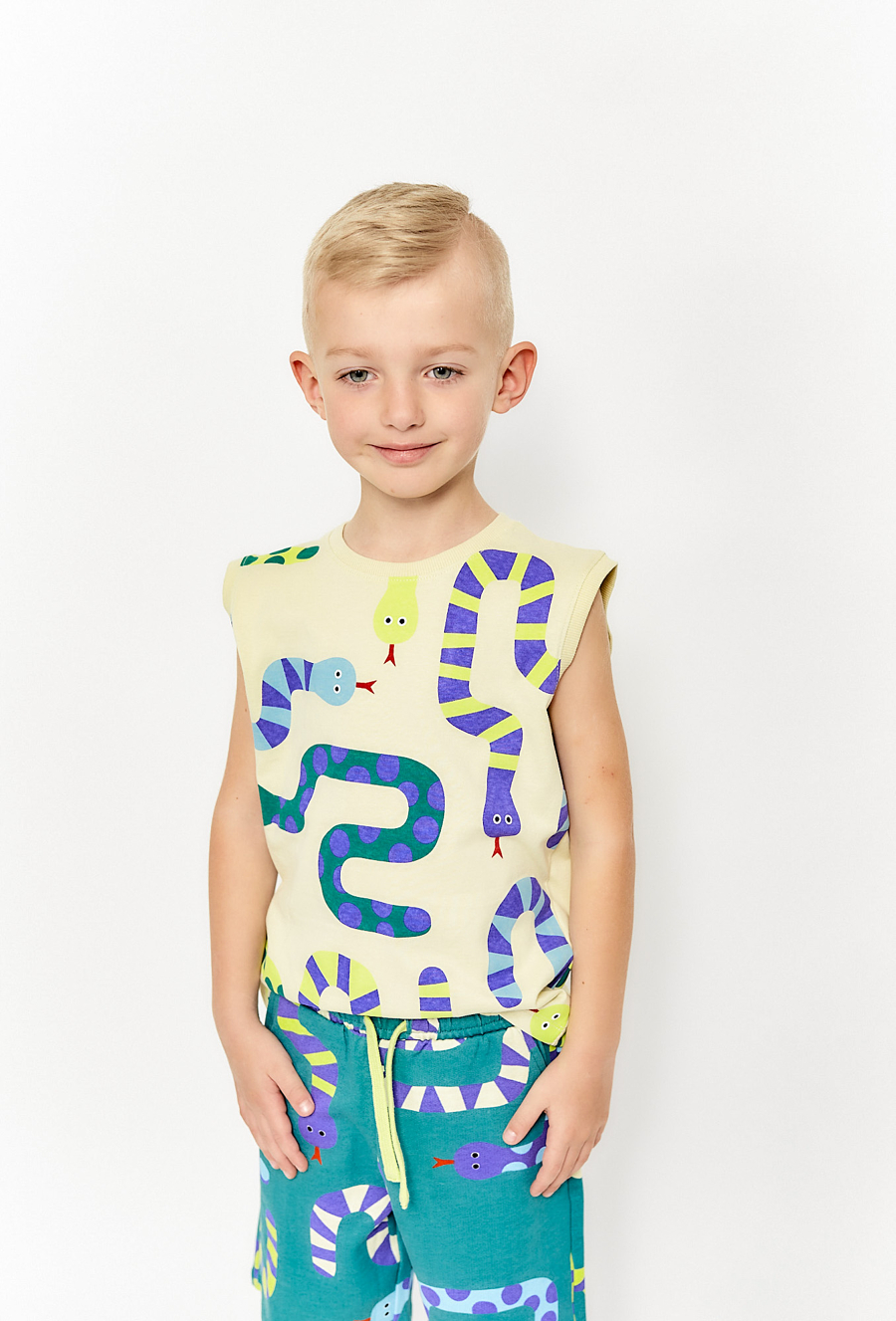 2-pak chłopięcych bezrękawników