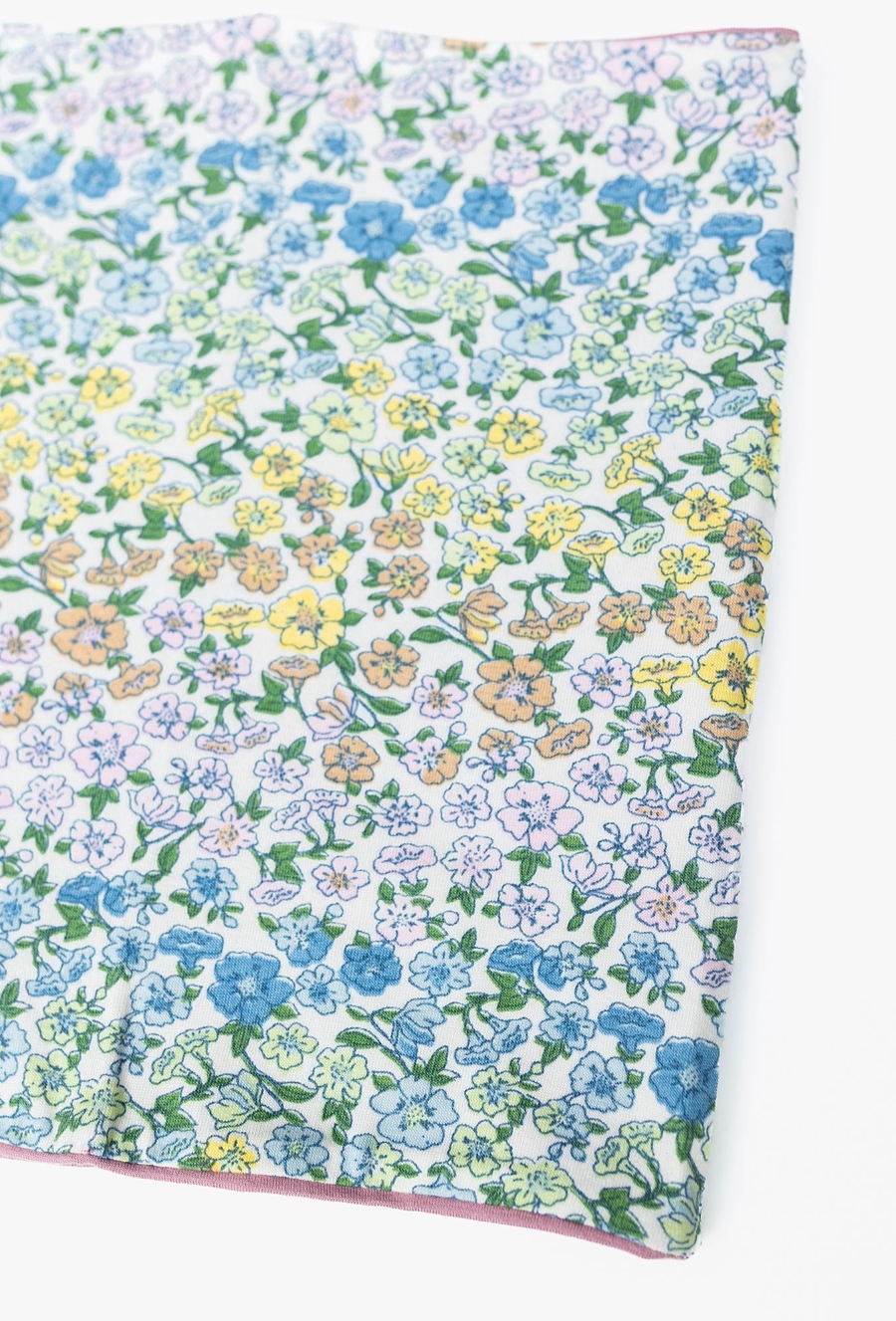 Dzianinowy komin dziewczęcy w kwiaty