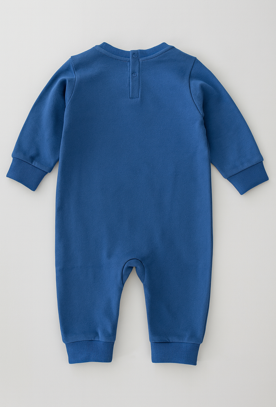 Niebieski pajac niemowlęcy z haftem.