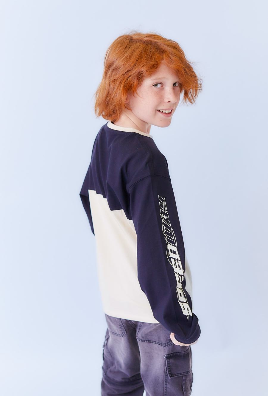 Czarna bluzka chłopięca SPEED z nadrukami