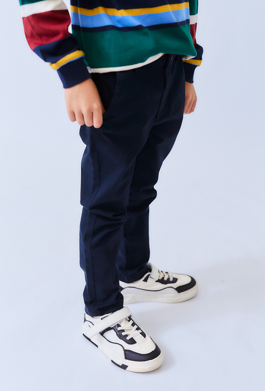 Granatowe spodnie chłopięce - klasyczny ój