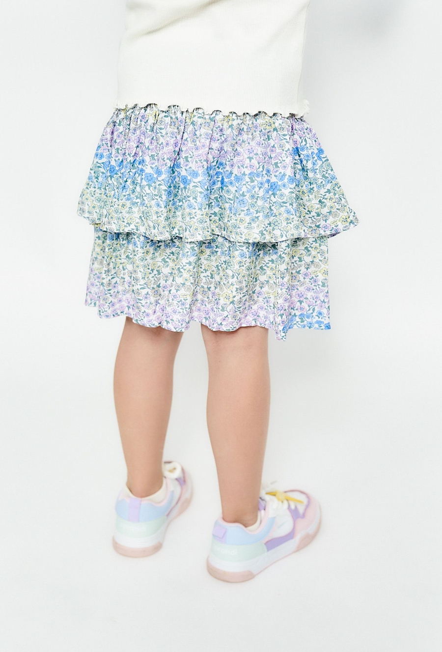 Spódniczka w drobne kwiaty