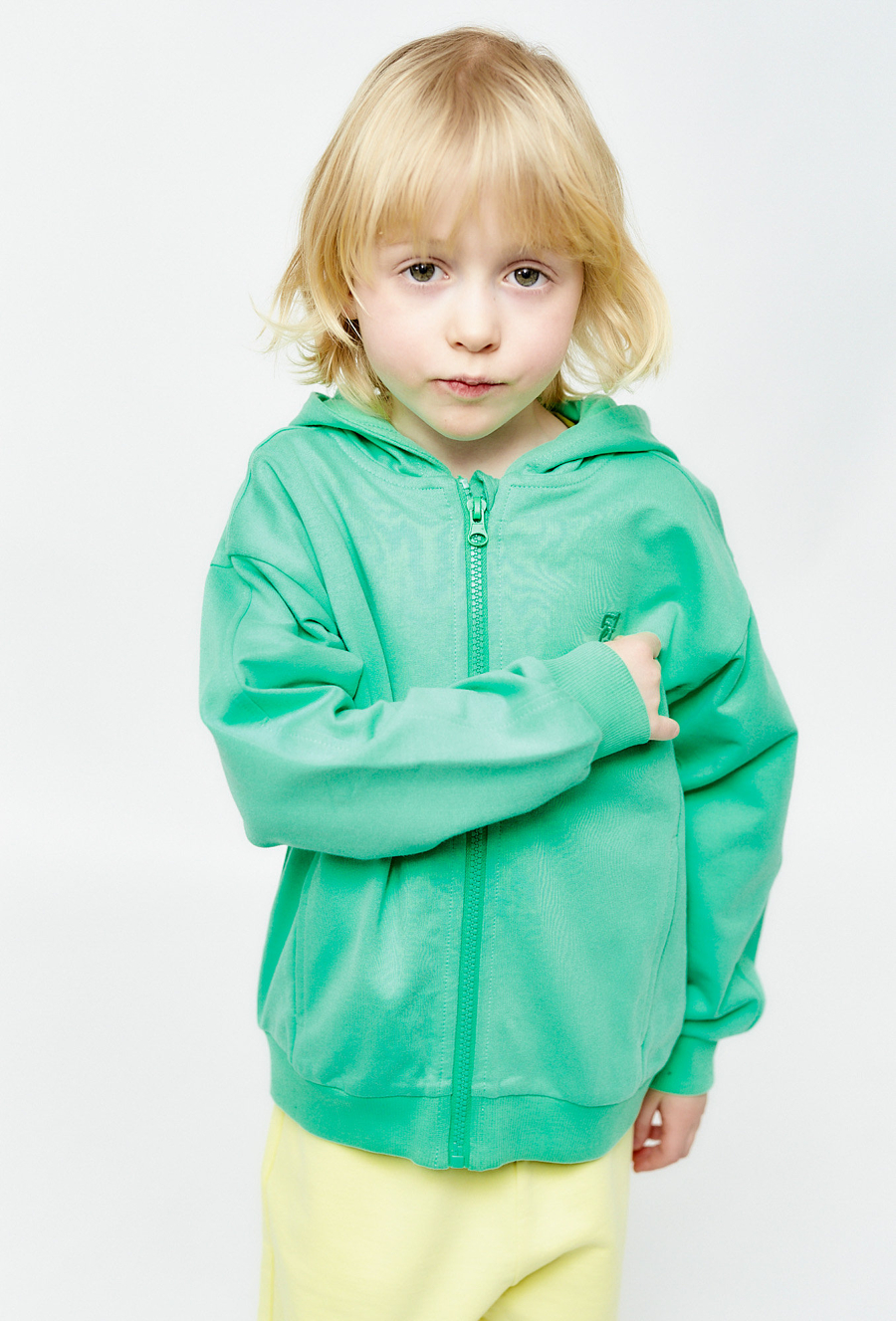 Bluza rozpinana z kapturem