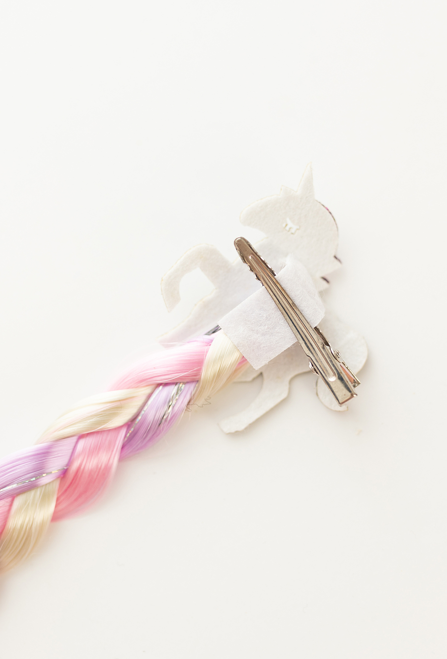 Spinka do włosów z jednorożcem i kolorowym warkoczem