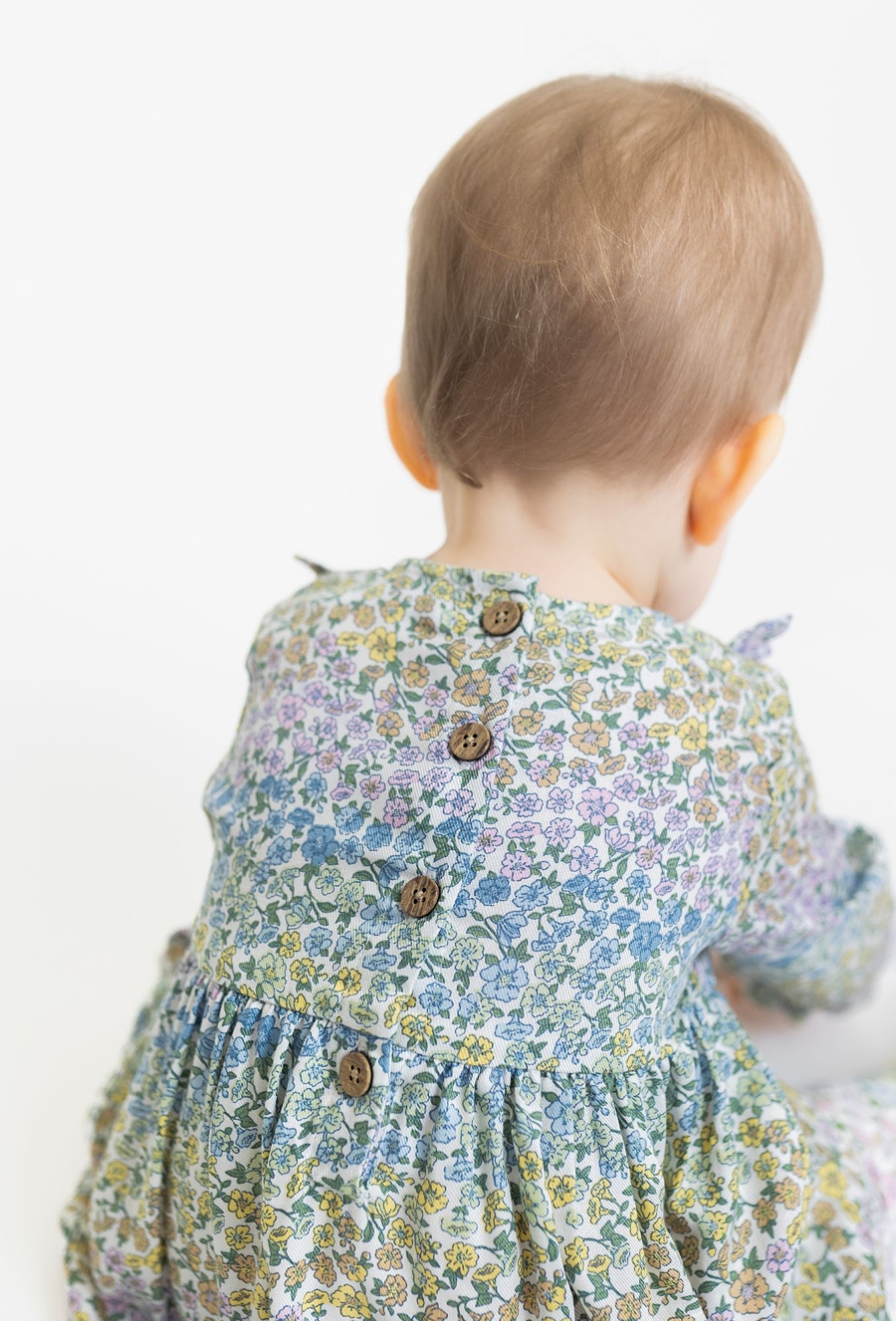 Sukienka z długim rękawem w kwiaty