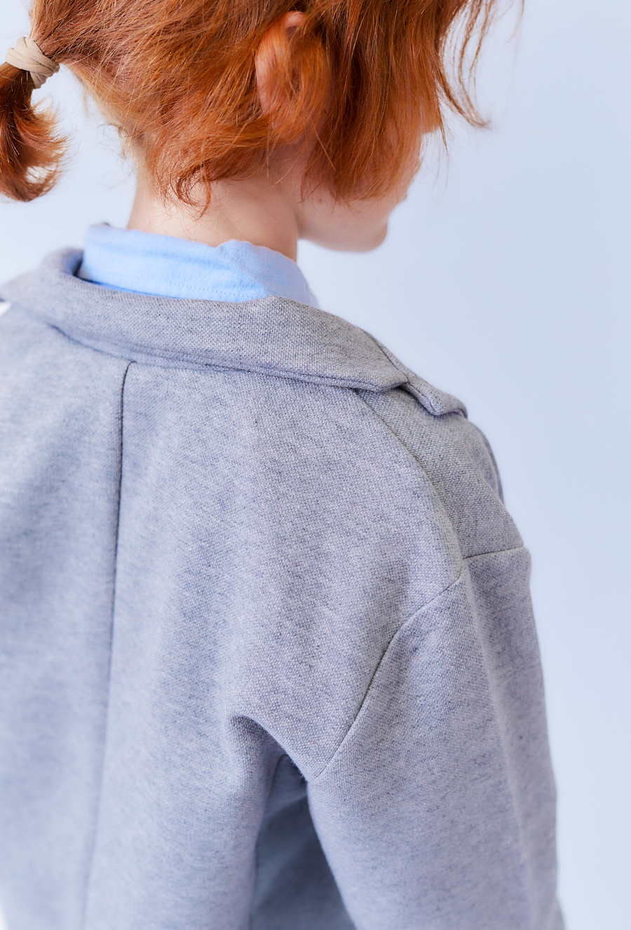 Szara marynarka chłopięca z dzianiny strukturalnej