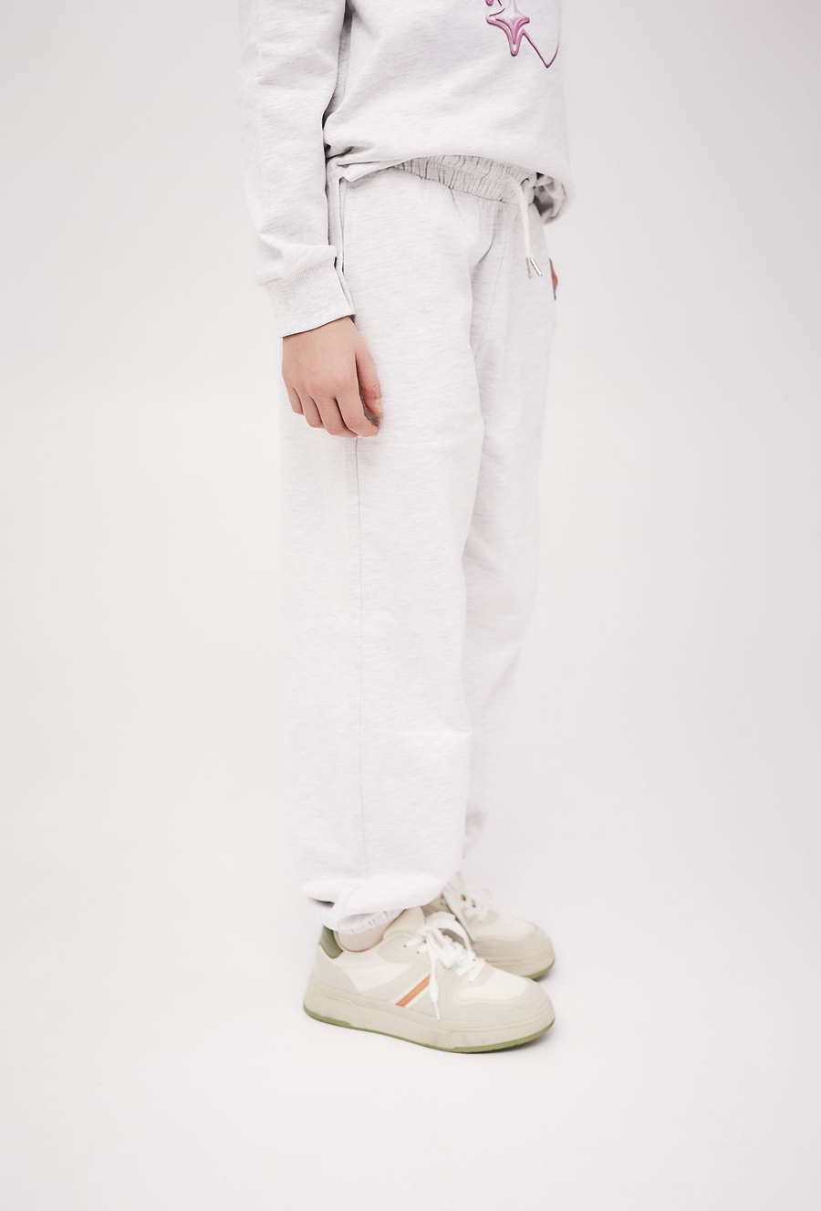 Spodnie dresowe dla dziewczynki szare - luźny ój