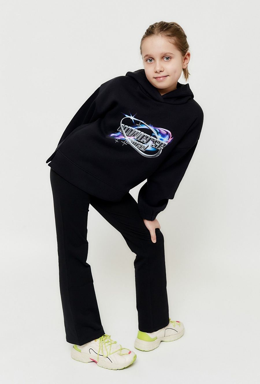 Czarne dzianinowe spodnie dla dziewczynki - flare