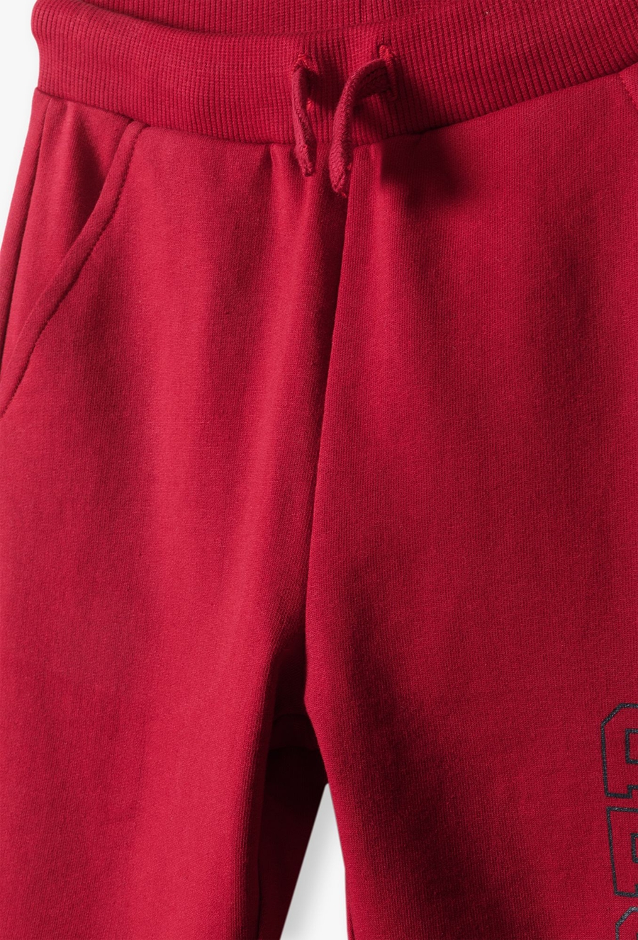 Czerwone spodnie dresowe dla chłopca - 510.15.