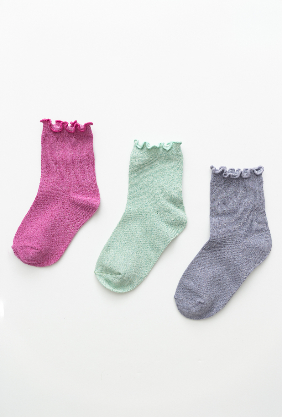 Skarpety dziewczęce 3-pak z lurexem i falbanką.