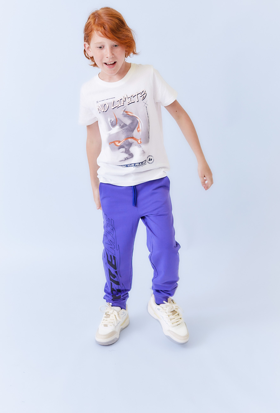 Koszulka chłopięca ecru z nadrukiem No Limits