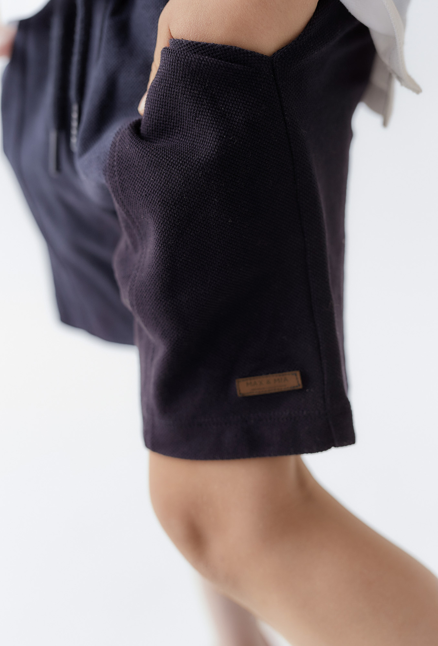 Szorty chłopięce z dzianiny - granatowe