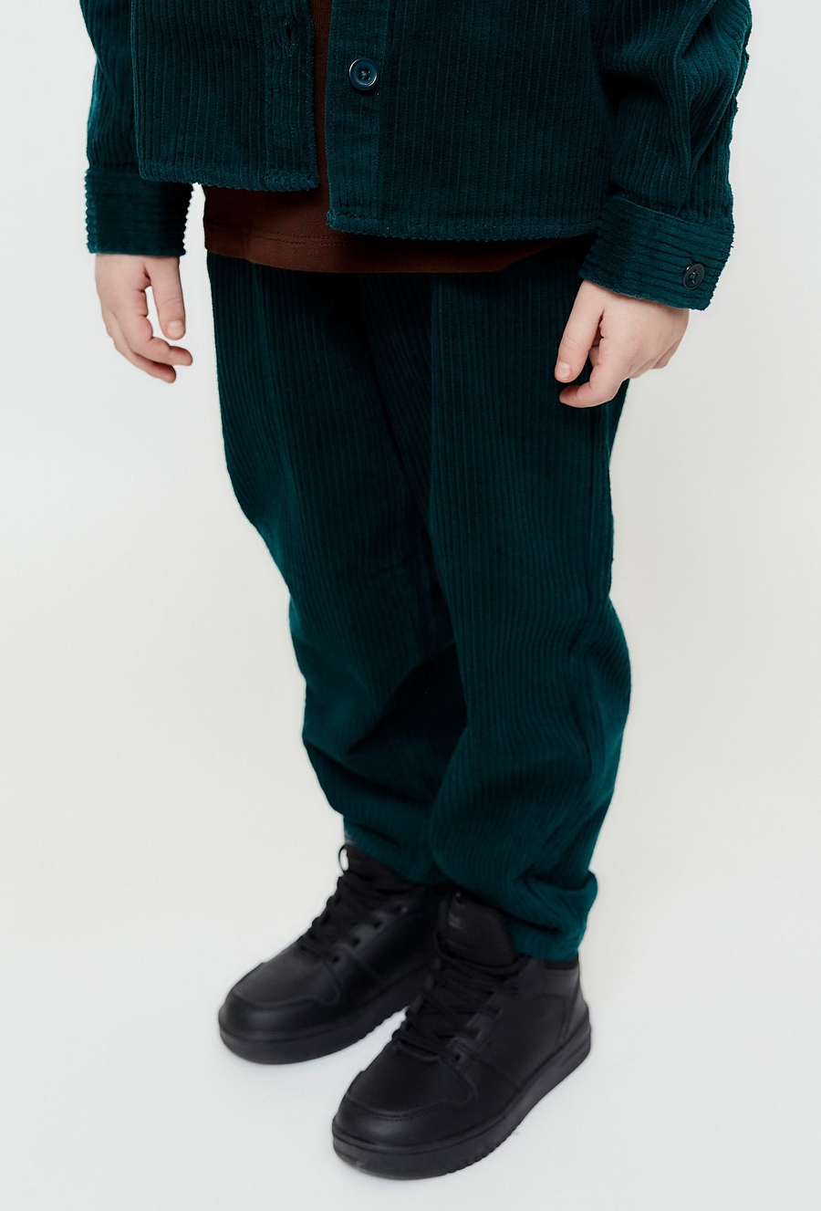 Zielone spodnie sztruksowe dla chłopca