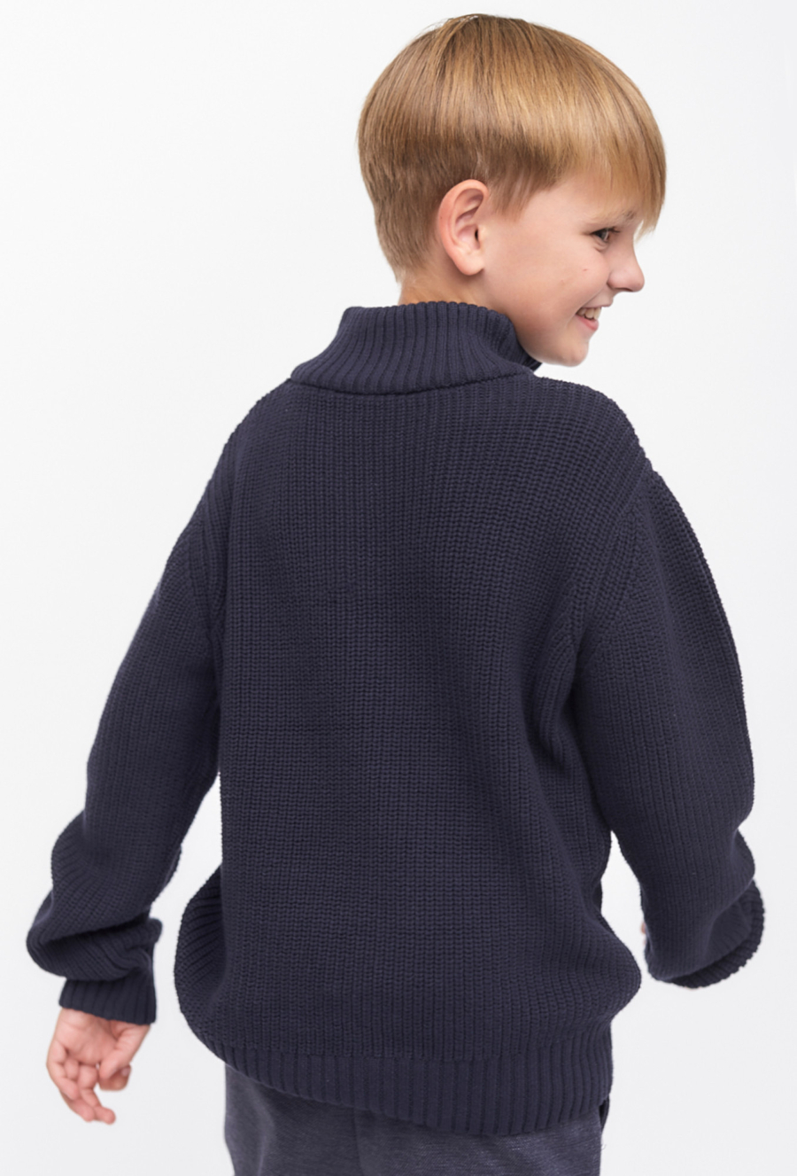 Sweter nierozpinany dla chłopca