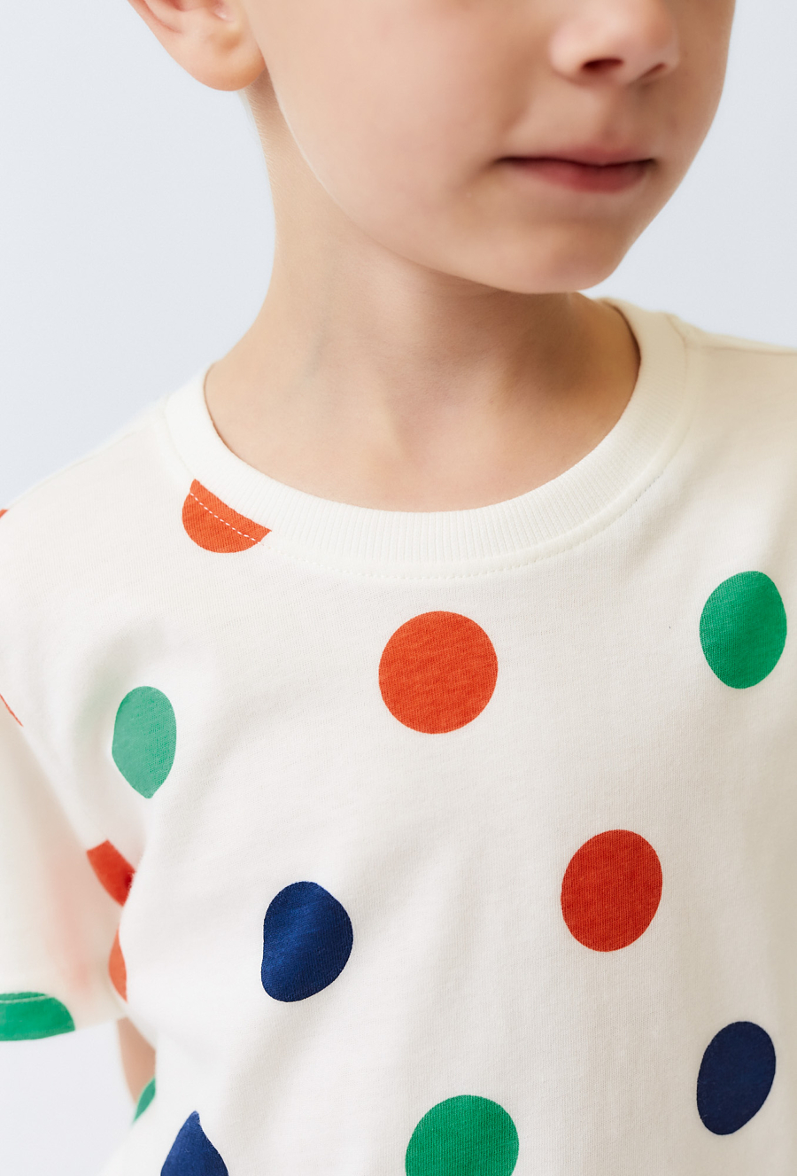 Koszulka ecru w kolorowe opki