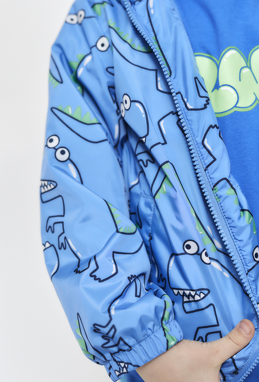 Kurtka chłopięca przejściowa - niebieska w dinozaury