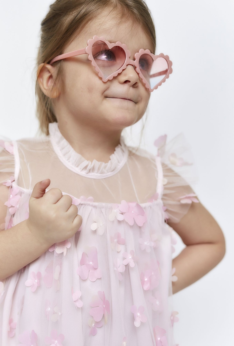 Sukienka tiulowa z kwiatowymi aplikacjami