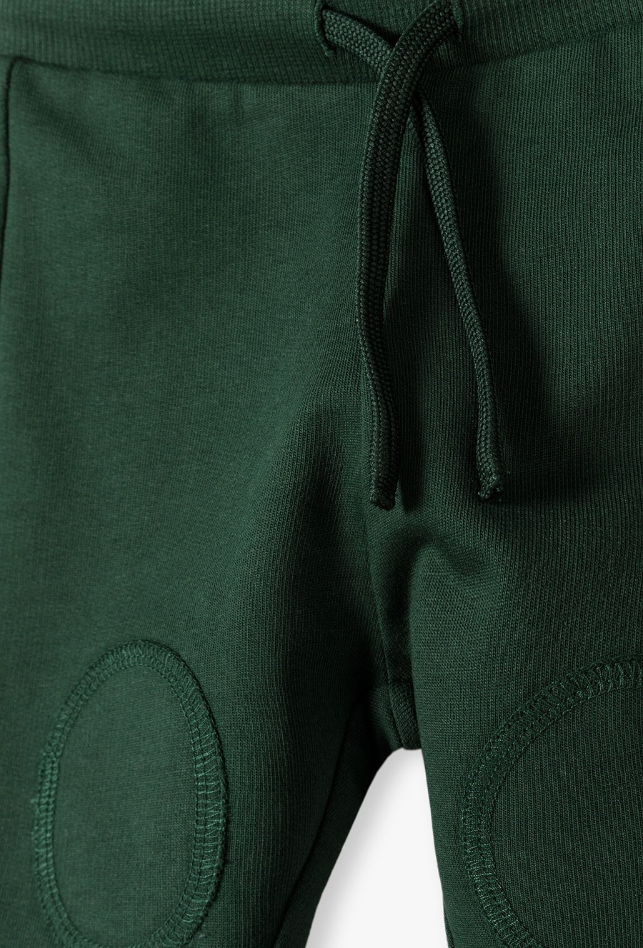 Zielone bawełniane spodnie dresowe niemowlęce - 510.15.