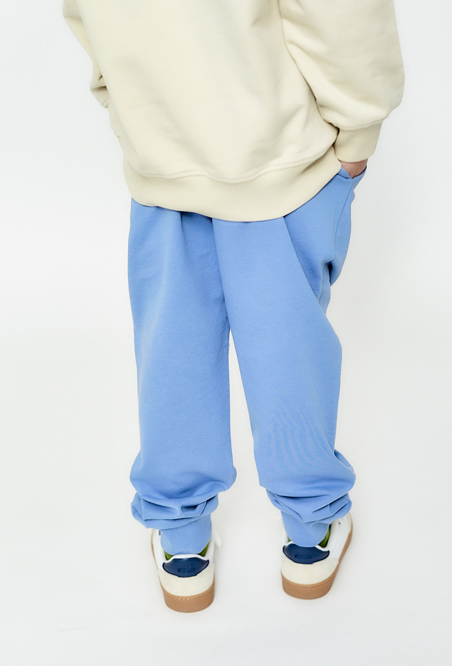 Spodnie dresowe dla chłopca - wzmacniane kolana - niebieskie