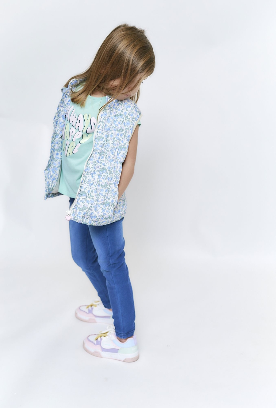 Pikowany bezrękawnik dla dziewczynki