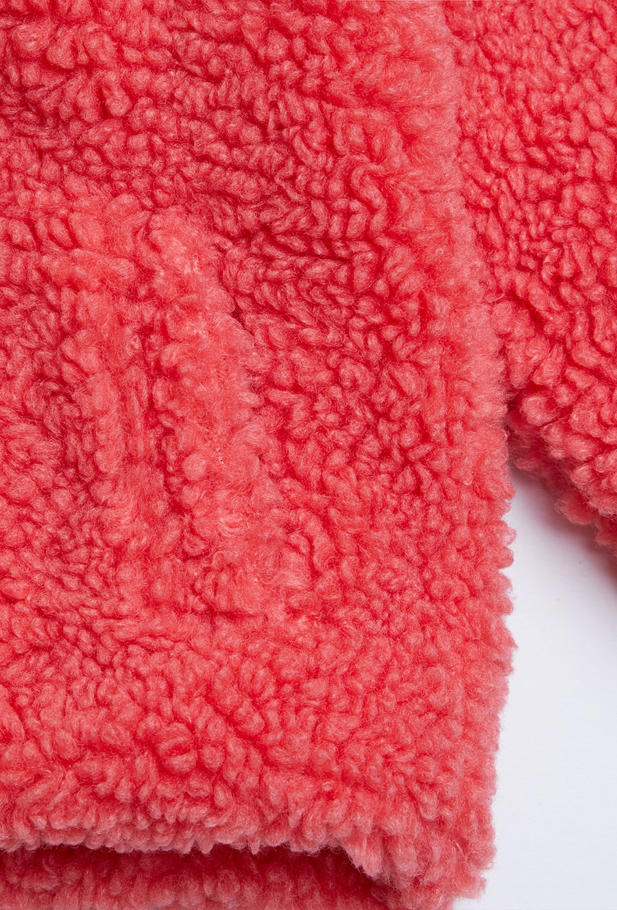 Kurtka przejściowa dziewczęca z miękkiego futerka