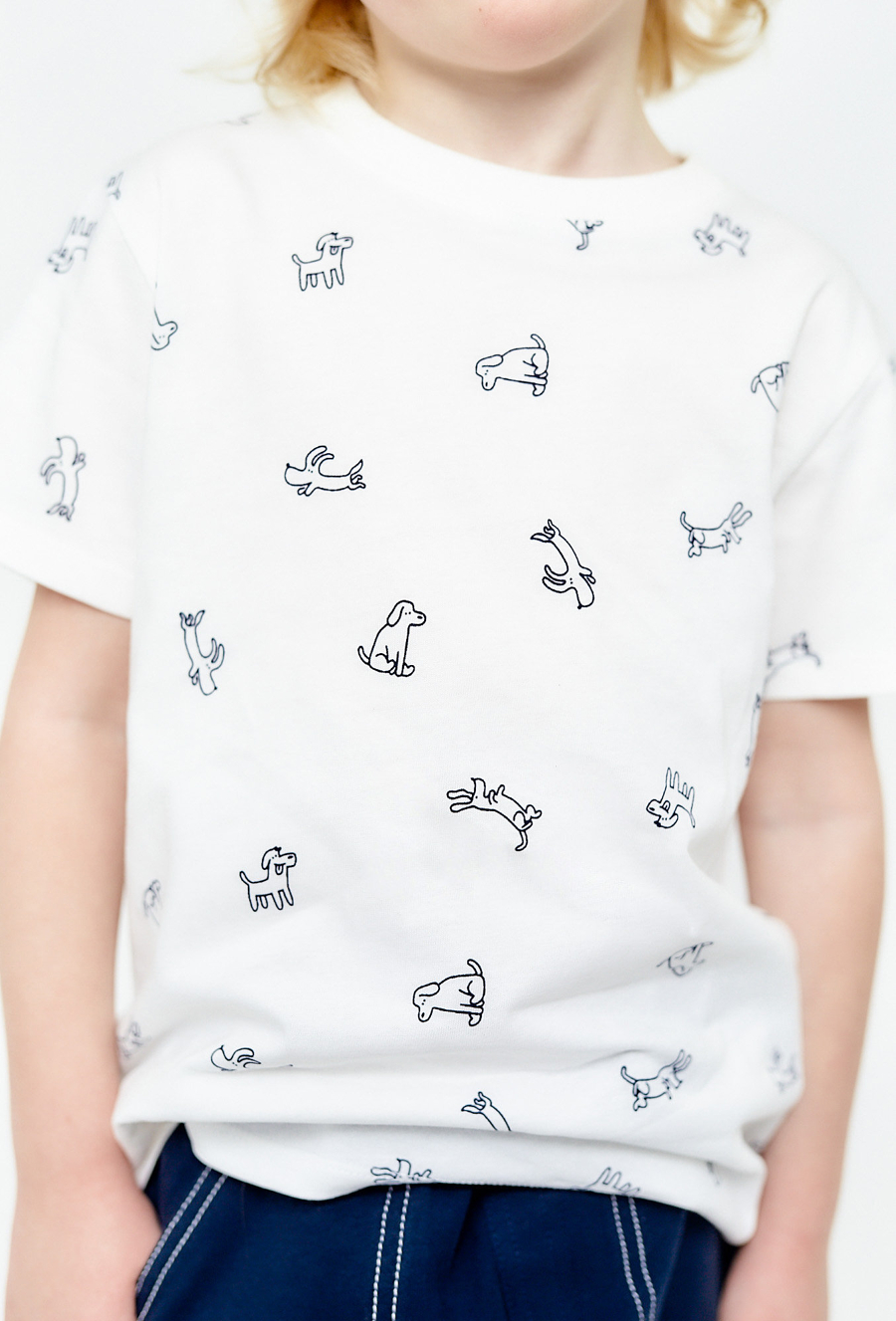 T-shirt bawełniany dla chłopca - biały z nadrukiem