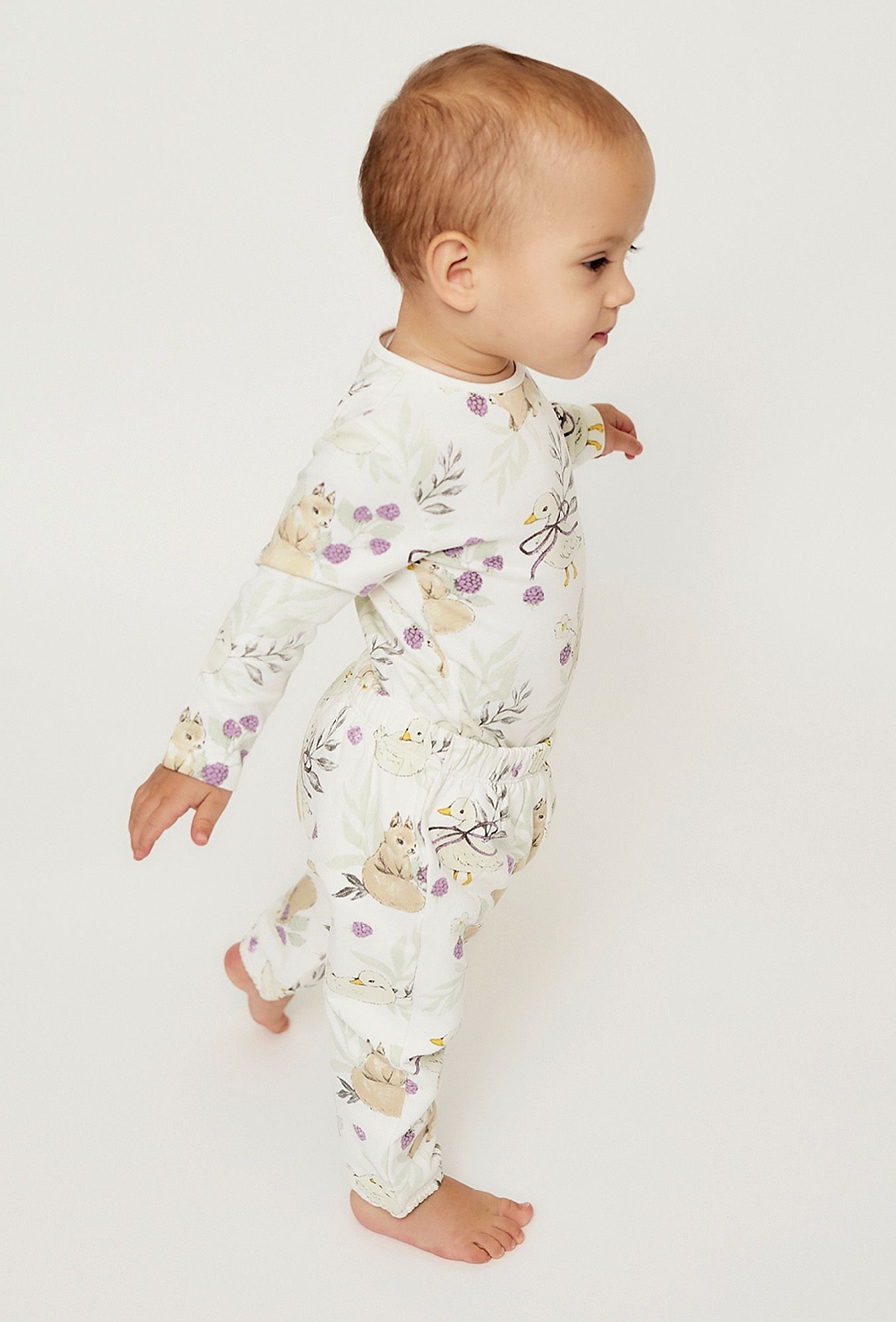 Białe spodnie dresowe dla niemowlaka - 510.15.