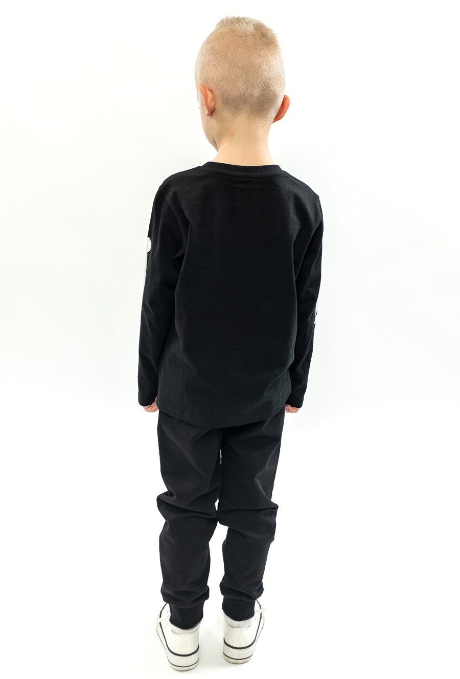 Czarne spodnie dresowe z zabawną czaszką