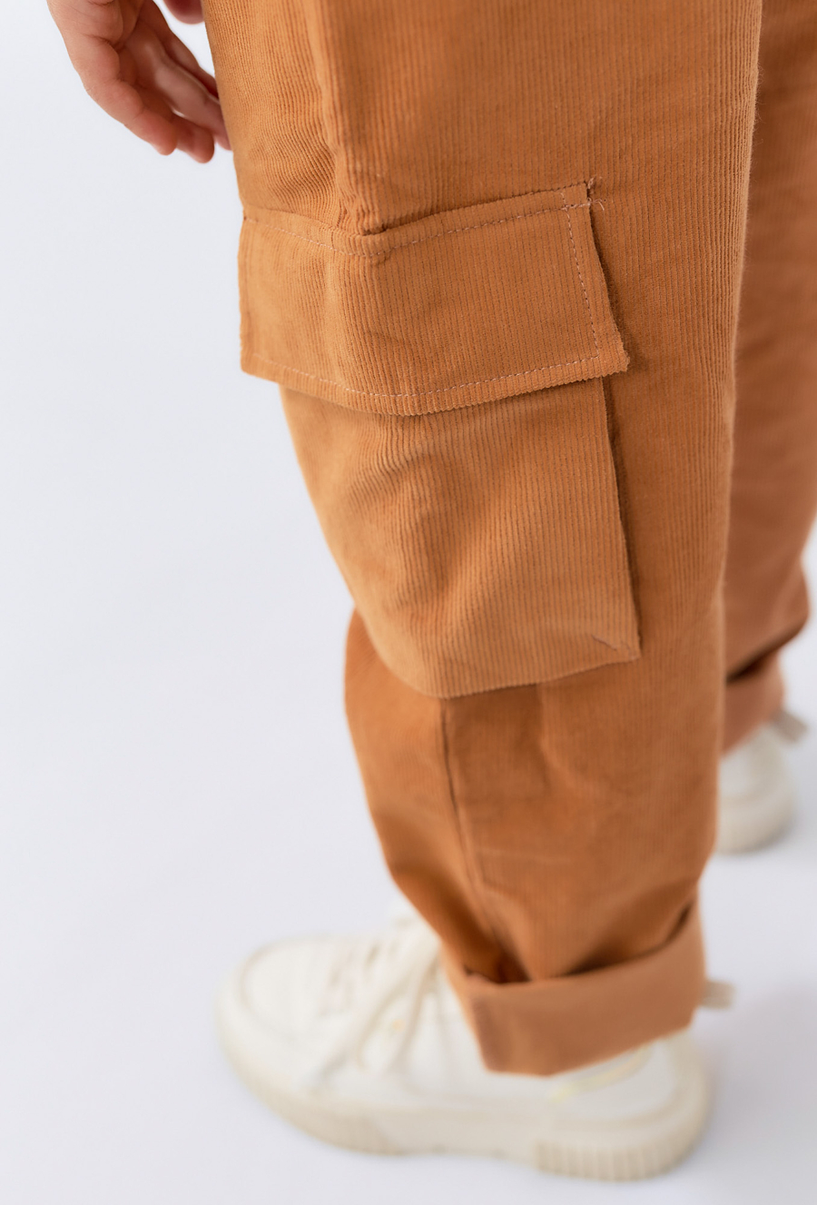 Spodnie chłopięce bojówki – sztruksowe