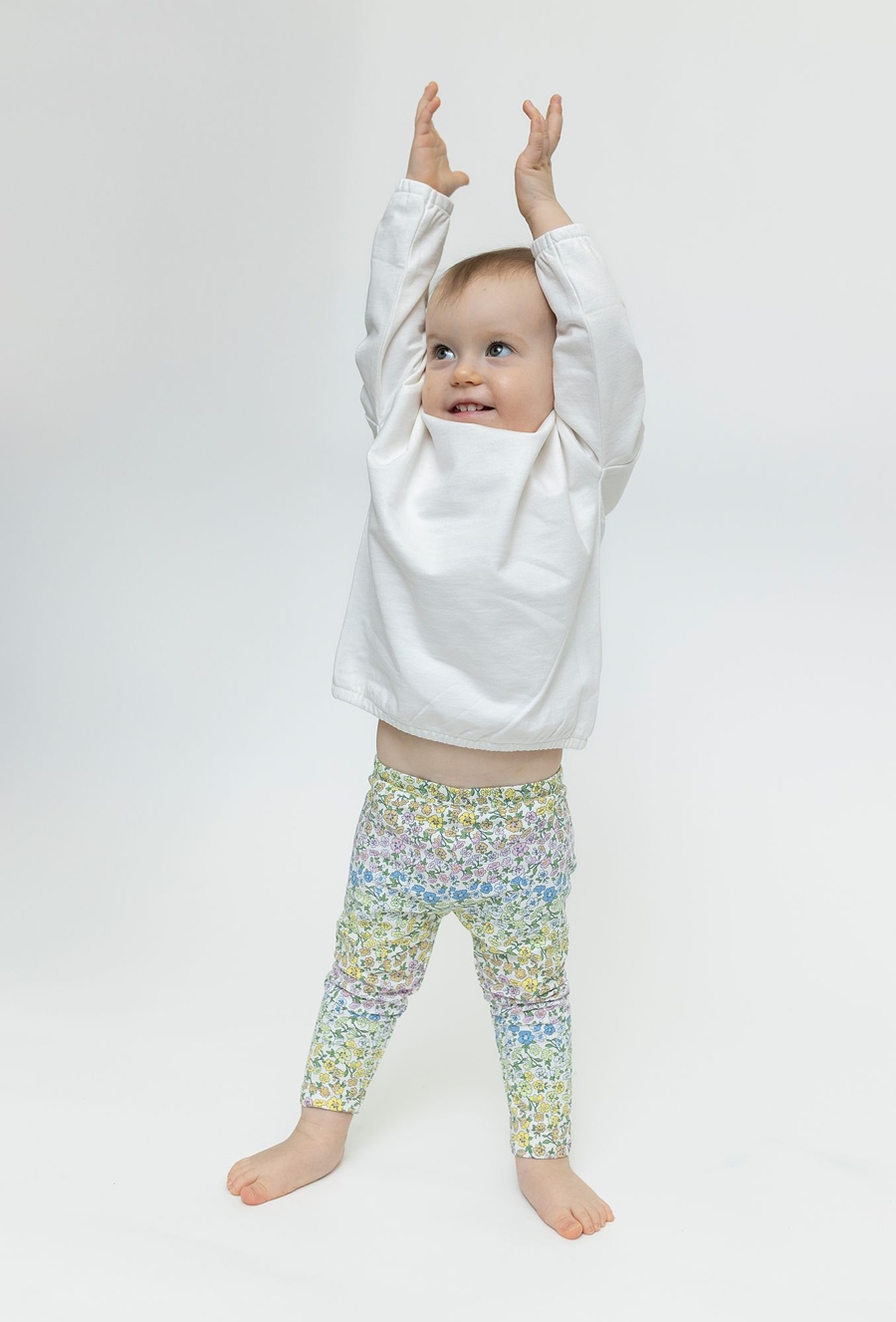 Legginsy niemowlęce w kwiaty