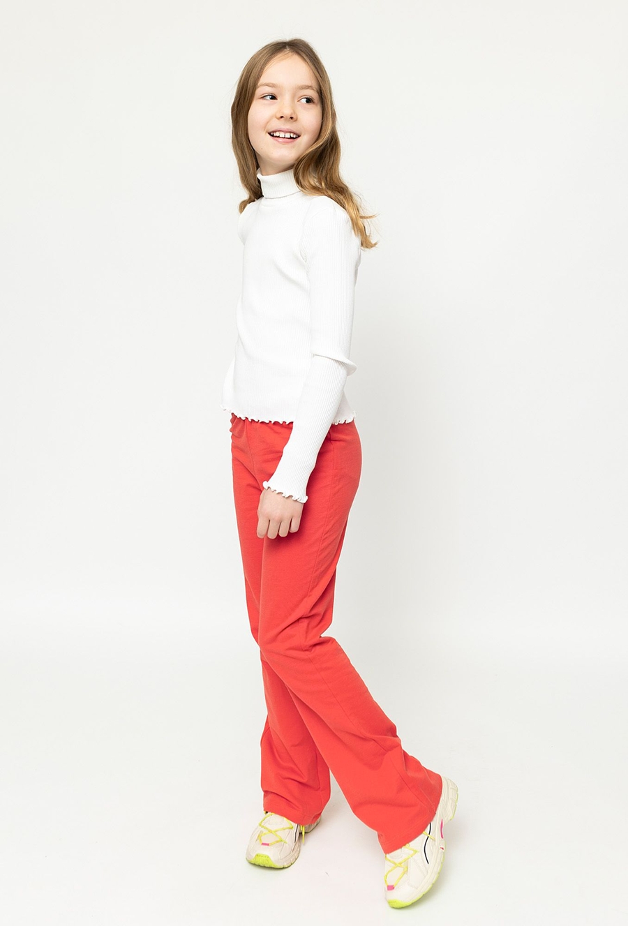 Dzianinowe spodnie o oju flare