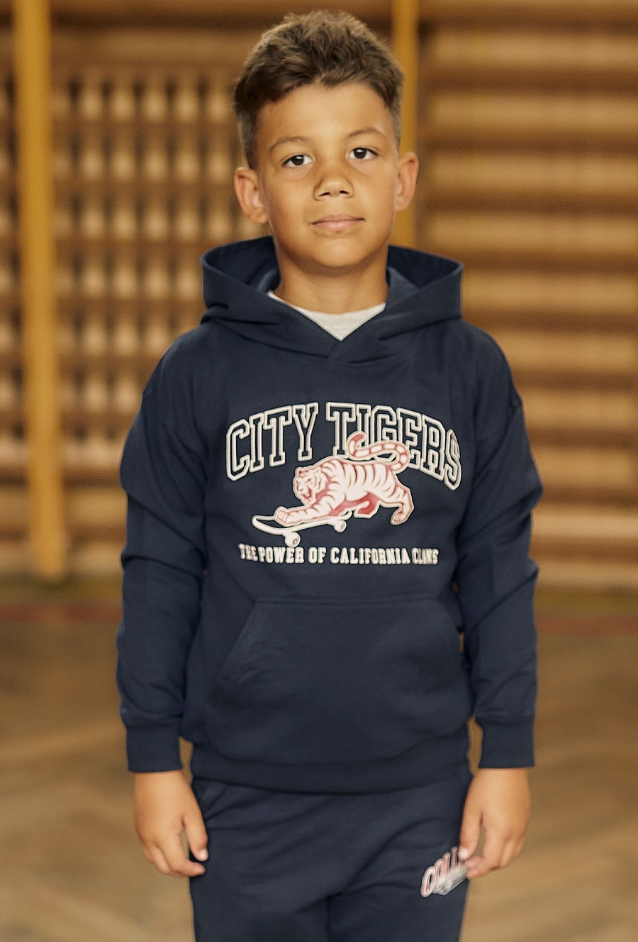 Granatowa bluza dresowa z kapturem - Lincoln&Sharks