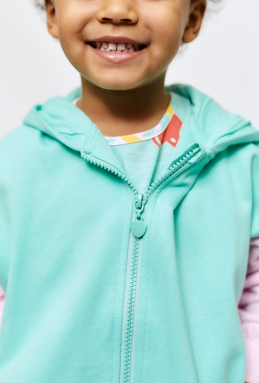 Bluza dresowa z kapturem dla dziewczynki - 510.15.