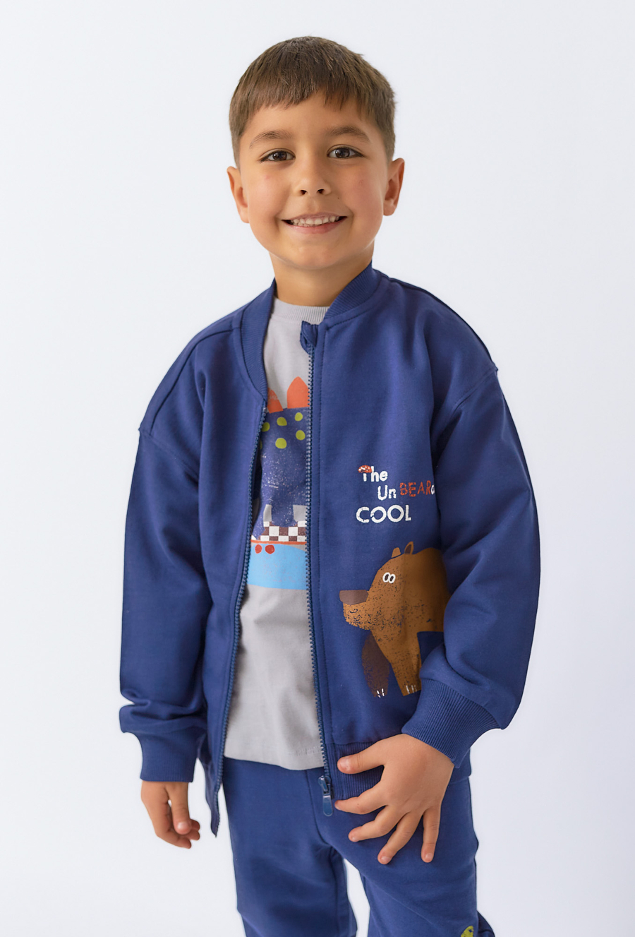 Granatowa chłopięca bluza rozpinana na stójce