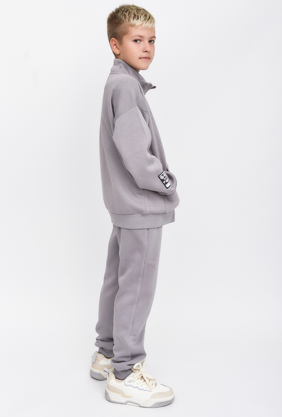 Bluza rozpinana na stójce