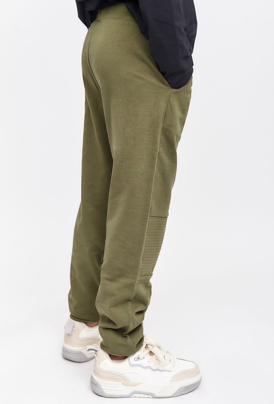 Zielone dresowe spodnie dla chłopca - 510.15.