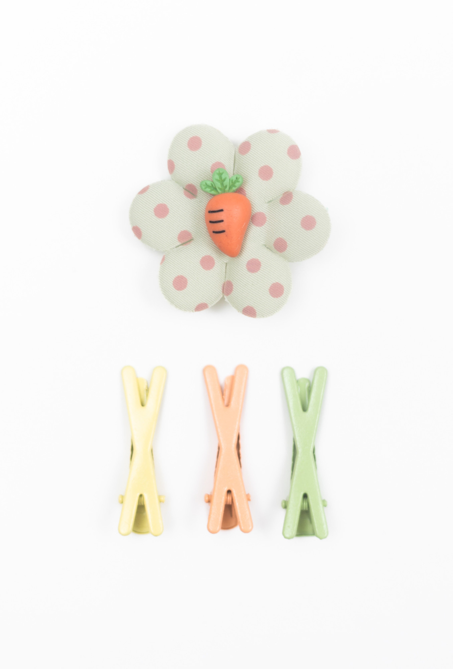 Zestaw dziecięcych spinek