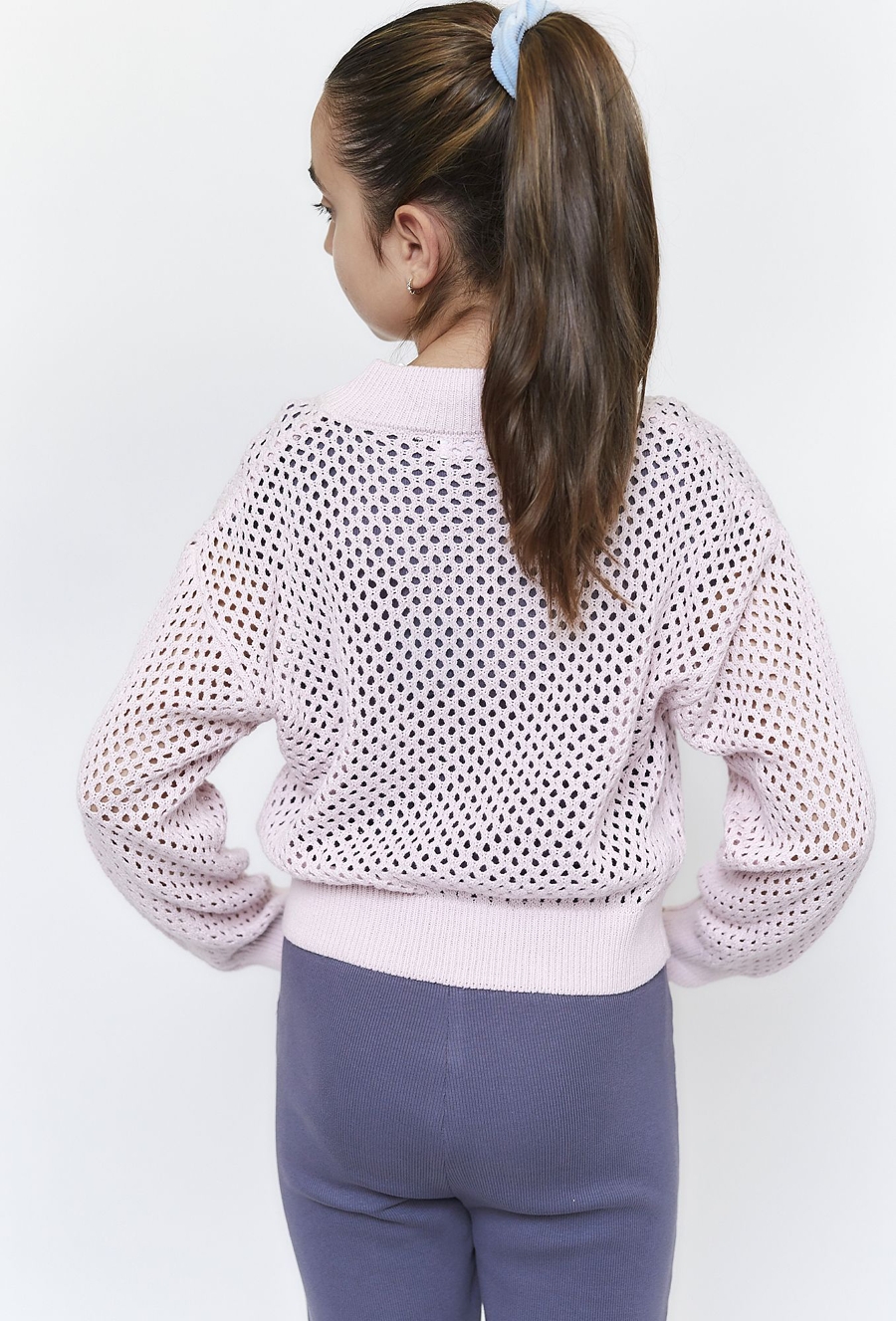 Ażurowy sweter dla dziewczynki