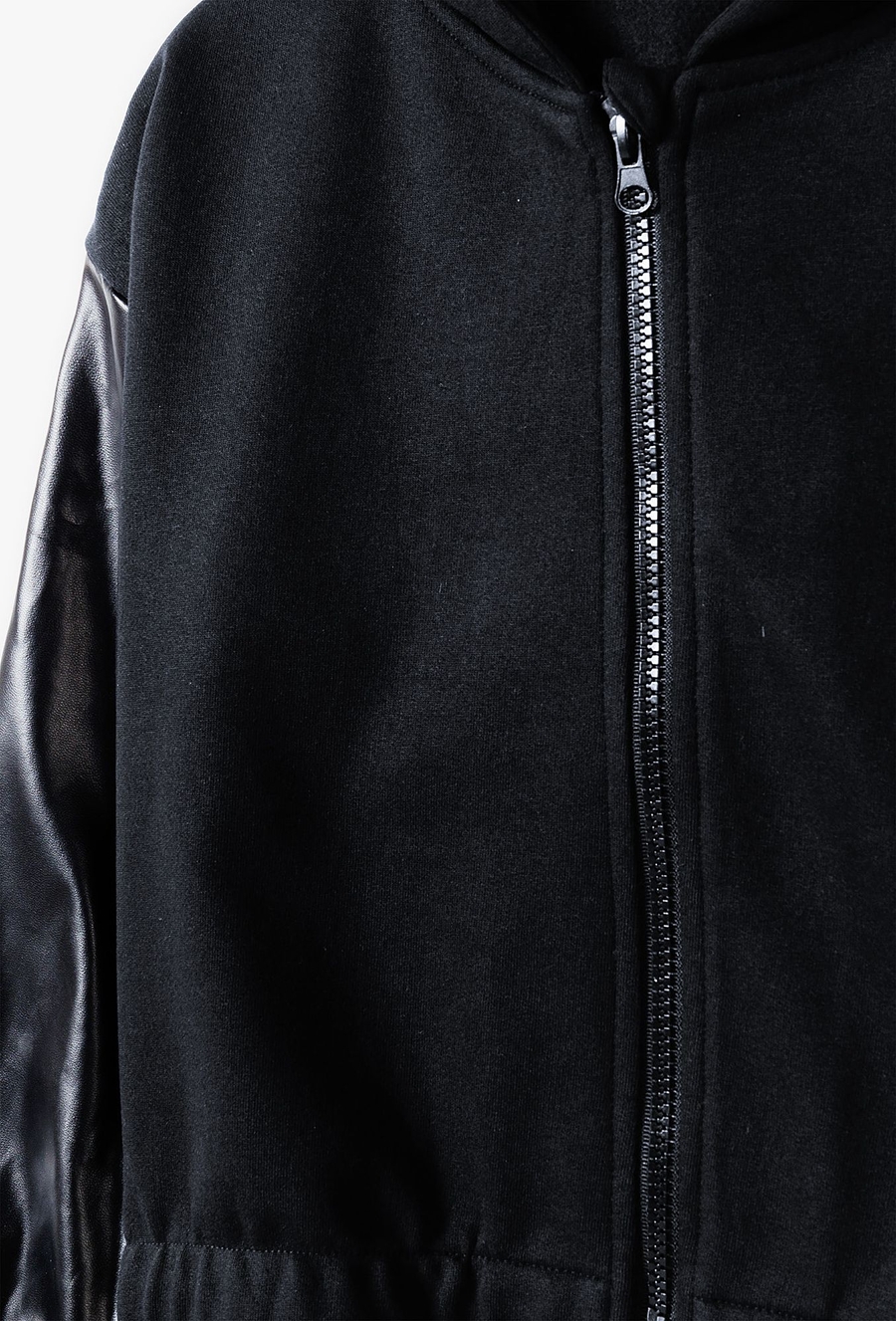 Czarna ótka bluza dziewczęca z kapturem