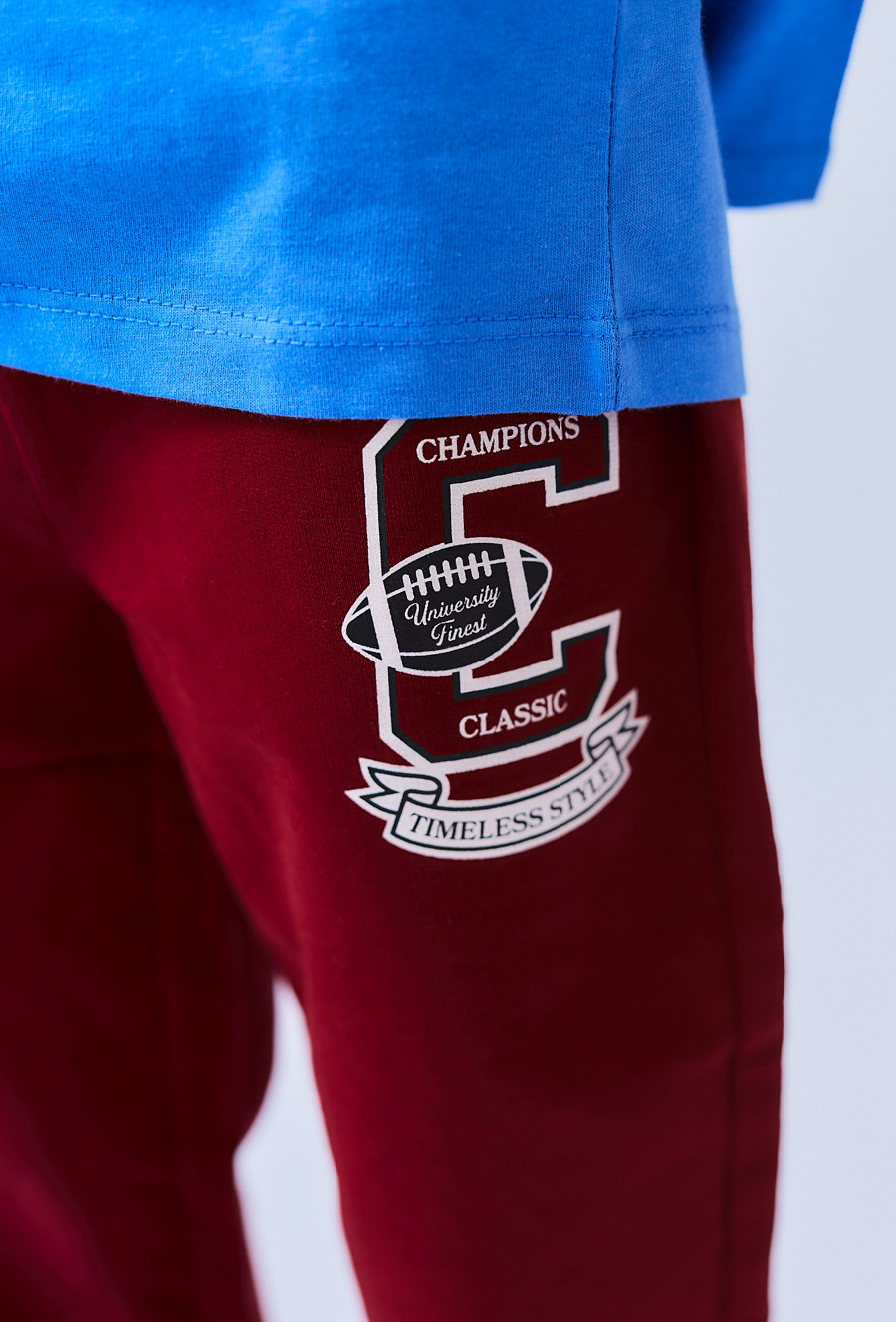 Czerwone bawełniane spodnie dresowe dla chłopca