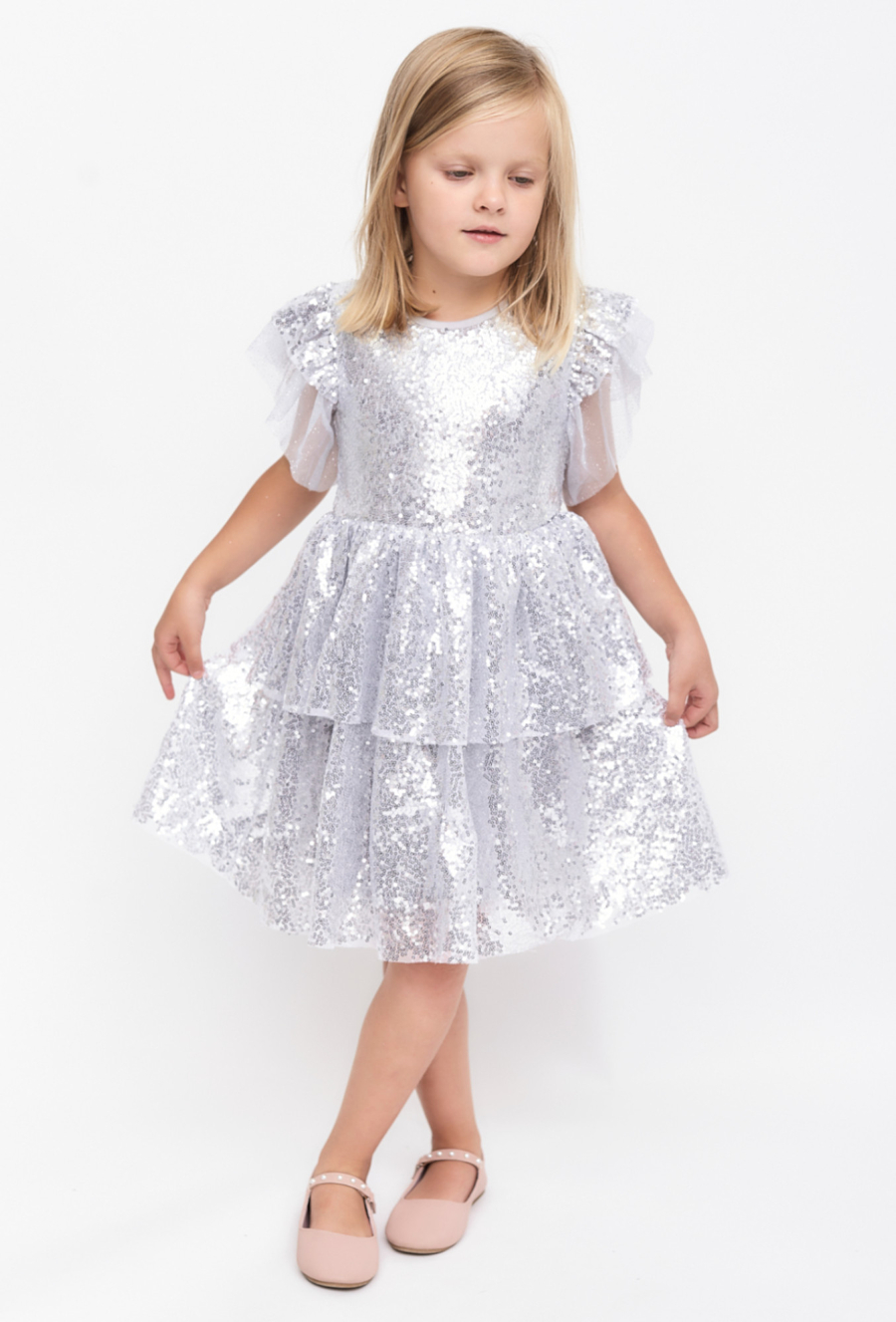 Sukienka z cekinami - ótki rękaw